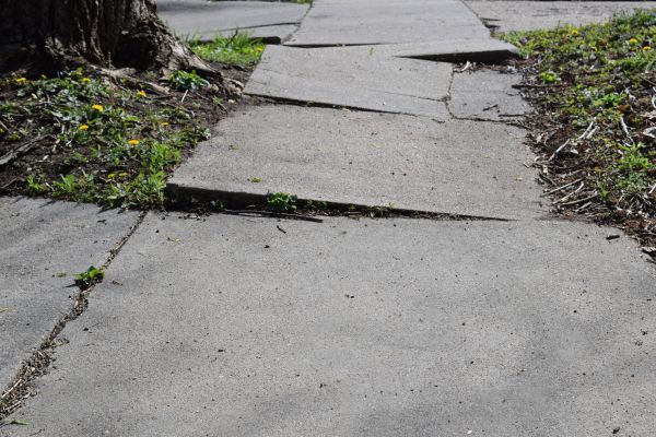 Concrete Sidewalk Leveling in Saginaw